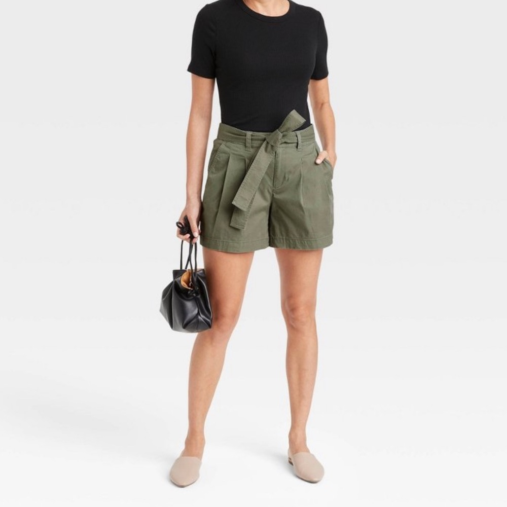 High rise pleat front short